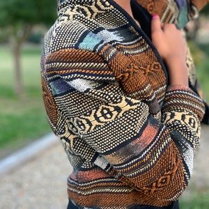 vintage cropped tribal jacket 🔥